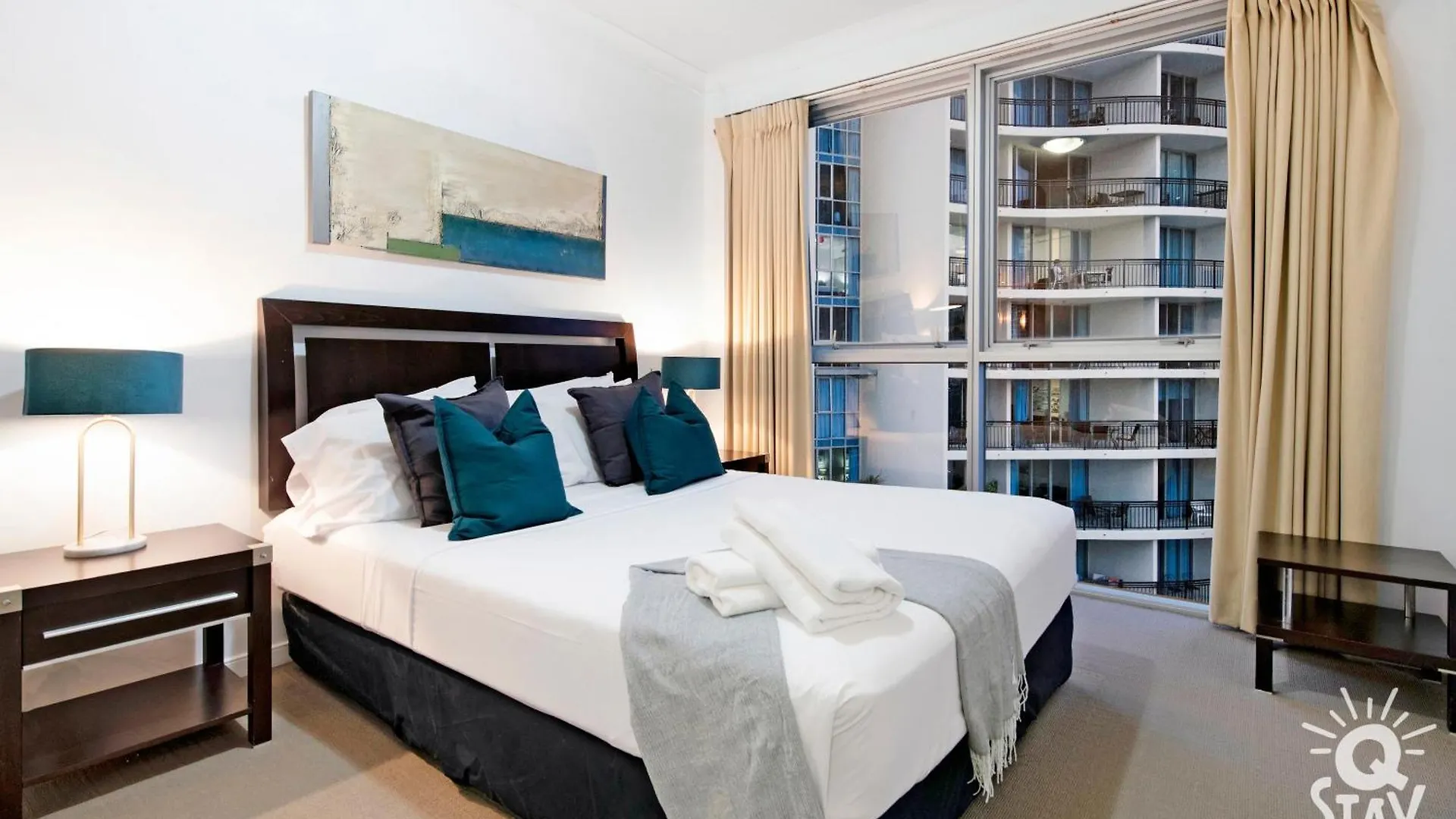 Kids Stay Free In Hinterland View 2 Bedroom 1 Bathroom Apartment At Chevron Renaissance- Q Stay Gold Coast