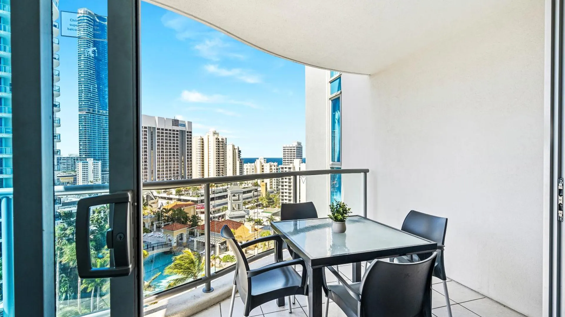 Kids Stay Free In Hinterland View 2 Bedroom 1 Bathroom Apartment At Chevron Renaissance- Q Stay Gold Coast